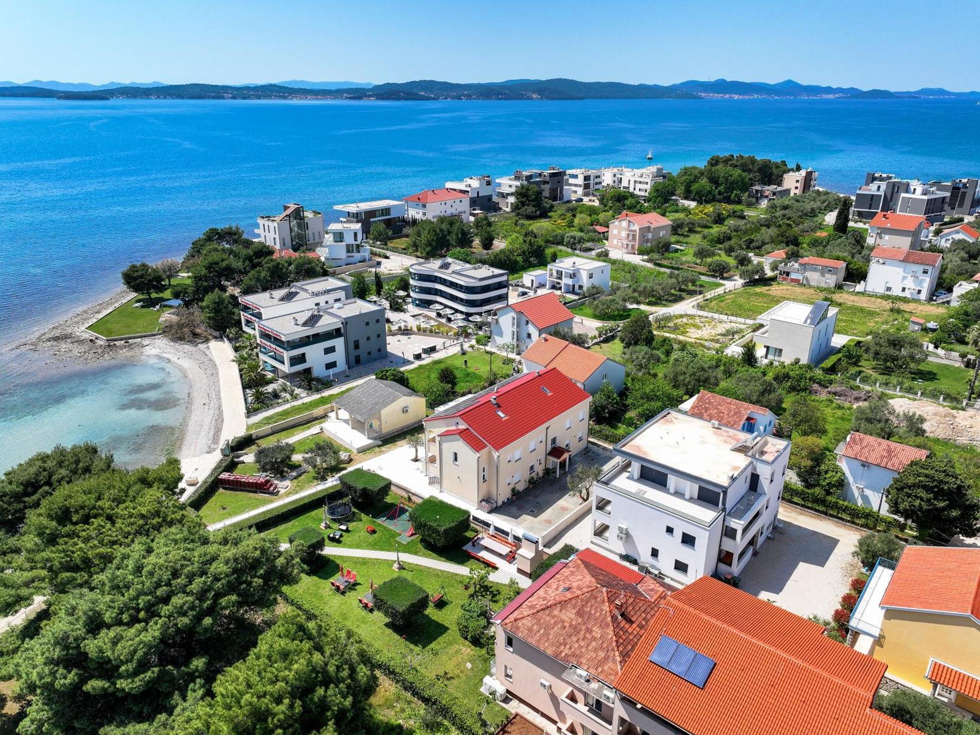 Apartments Becky On A Sandy Beach Without Crowd Sukošan 外观 照片